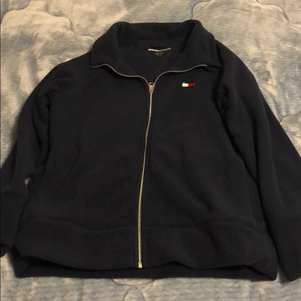 Tommy Hilfiger navy blue sweatshirt
